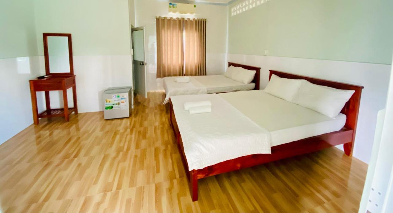 Nha Nghi Y Vy Bed & Breakfast Phu Quoc Exterior photo
